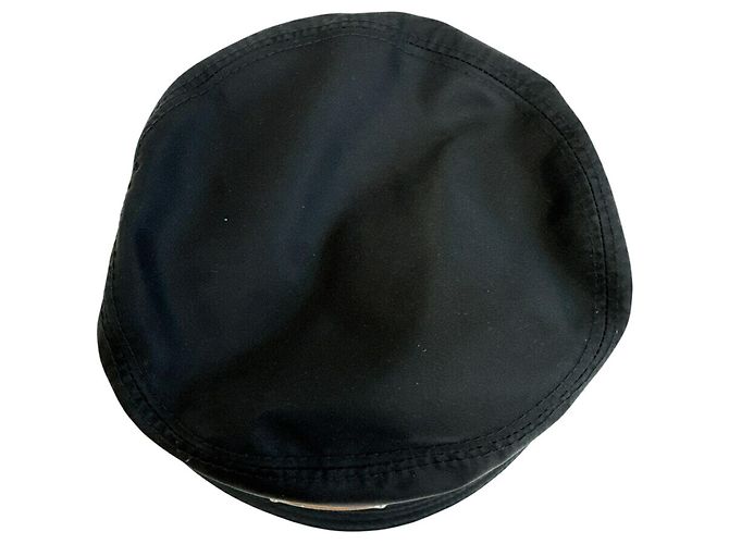 Prada Bucket Hat aus schwarzem Nylon - Ansicht 5