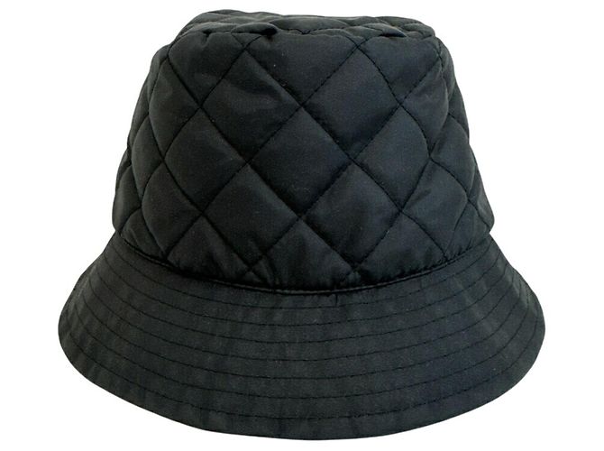 Céline Celine gesteppter Bucket Hat in Black Schwarz - Ansicht 3