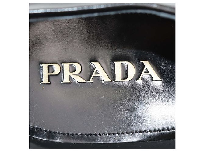 Derby stringati Prada in pelle spazzolata nera Nero - vista 6