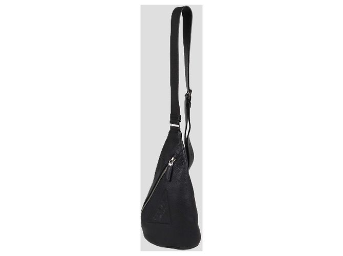 Sac Sling Prada en cuir noir avec logo triangle - vue 2