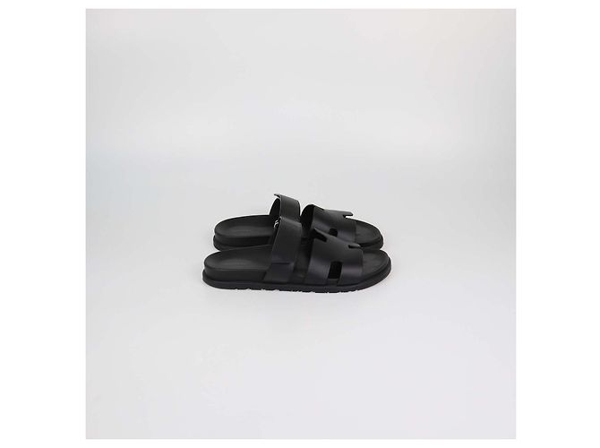 Hermès Sandali Chypre in pelle nera Hermes Nero - vista 3