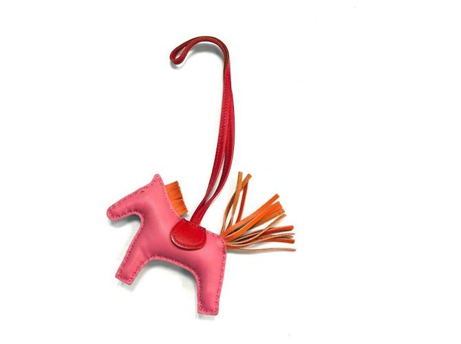 Hermès Hermes Agneau Milo Rodeo PM Bag Charm Rosa - vista 2