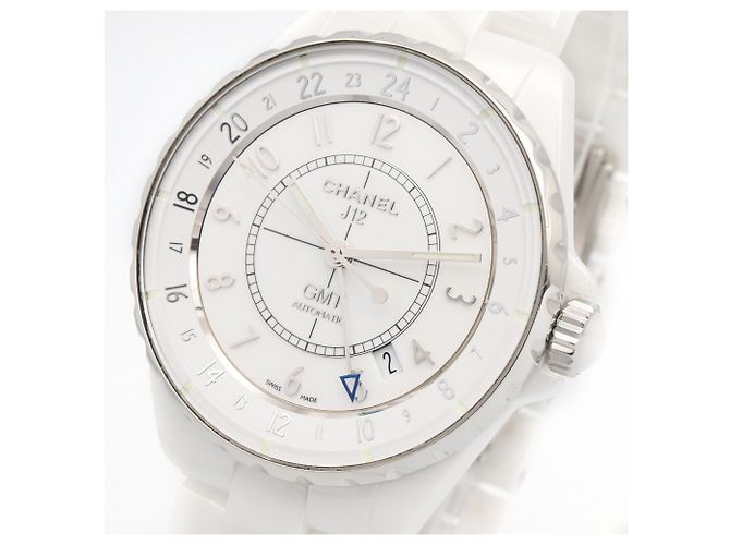 Chanel J12 GMT White Ceramic Automatic Watch - view 3
