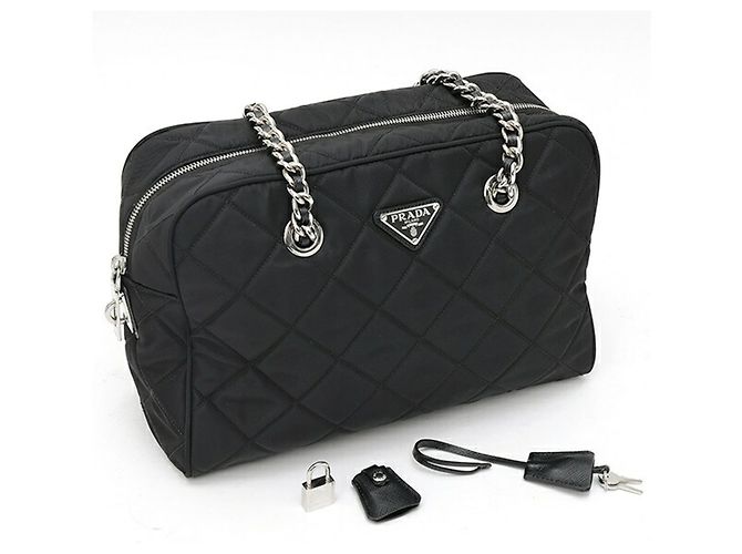 Prada gesteppte Boston-Tasche mit Schulterkette Schwarz - Ansicht 6