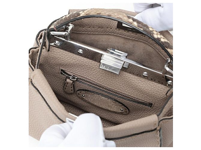 Borsa Fendi Peekaboo Small Selleria Grigio - vista 6