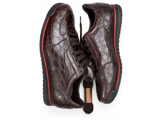 Sneaker Gucci in pelle di coccodrillo marrone - vista 10