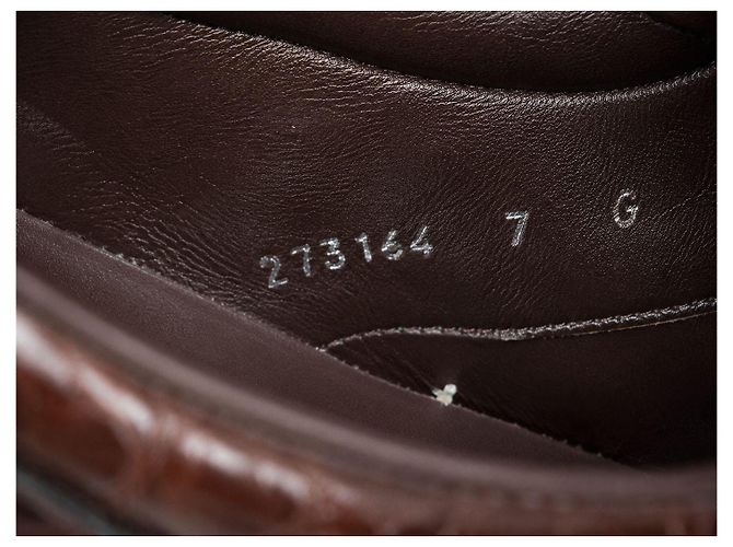 Sneaker Gucci in pelle di coccodrillo marrone - vista 5