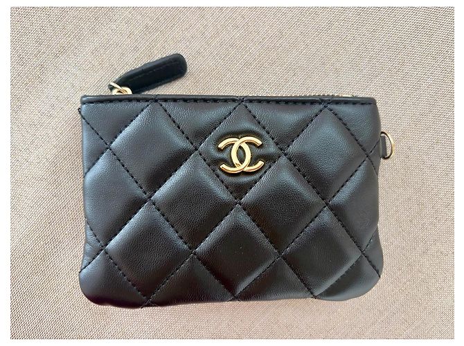 Chanel Handtasche aus gestepptem Leder und Mesh mit passendem Beutel Schwarz - Ansicht 2