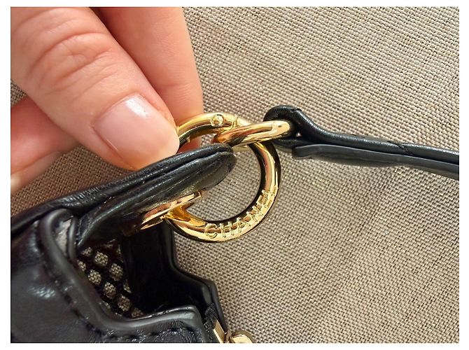 Chanel Handtasche aus gestepptem Leder und Mesh mit passendem Beutel Schwarz - Ansicht 7