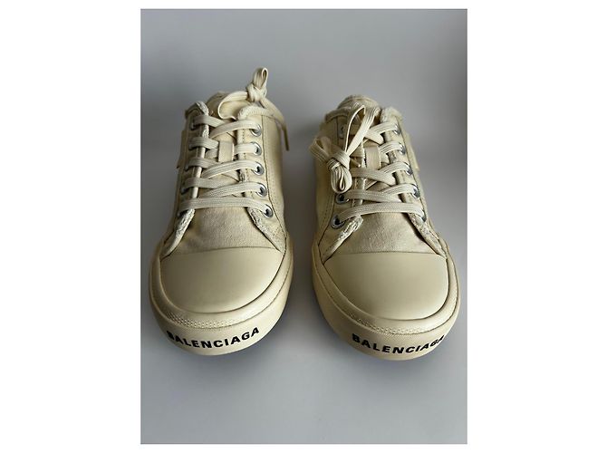 Balenciaga Sneaker aus beigem Canvas - Ansicht 3