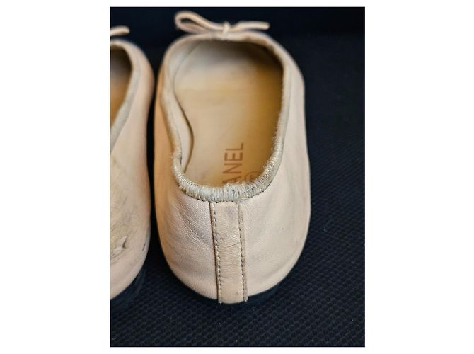 Chanel Ballerine Bicolore in Pelle Nero Beige - vista 10