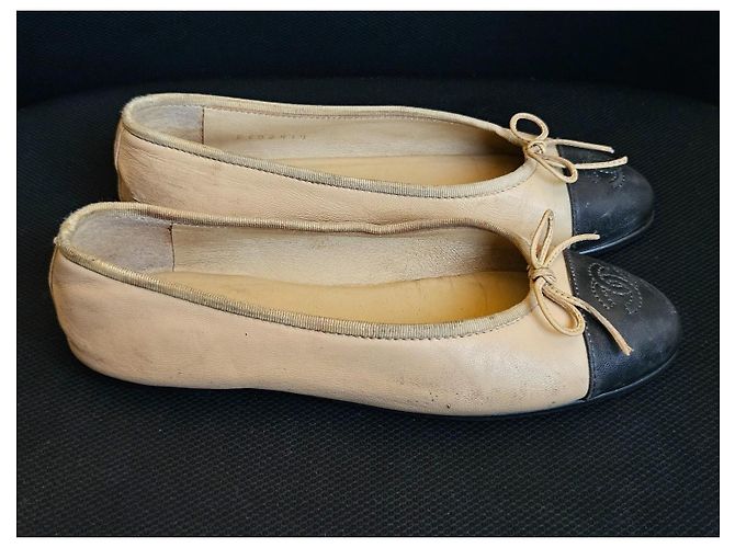 Chanel Ballerine Bicolore in Pelle Nero Beige - vista 5