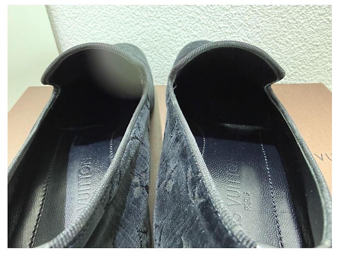 Louis Vuitton Black Velvet Loafer Black Monogram Velour Schwarz 7.5 (41,5) Nero - vista 8