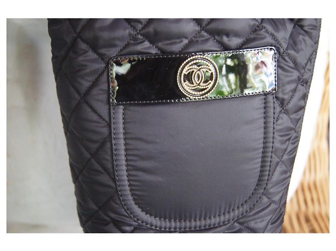 Botas 2-em-1 Chanel em nylon acolchoado e couro preto - vista 7