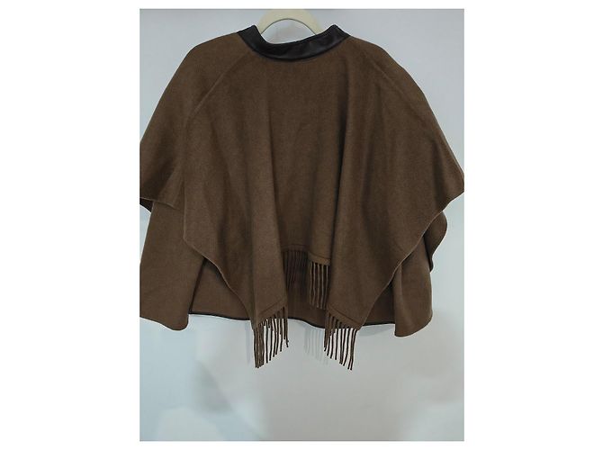 Poncho Hermès de cashmere marrón con flecos y detalles de piel Castaño - vista 5