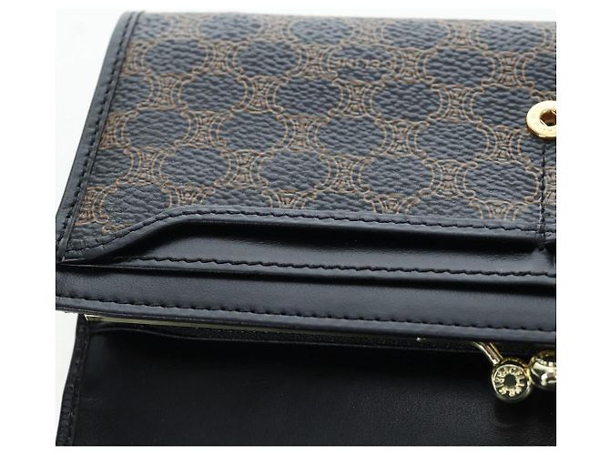 Céline CELINE Macadam Canvas Kiss Lock Long Wallet PVC Leather Black - vista 19