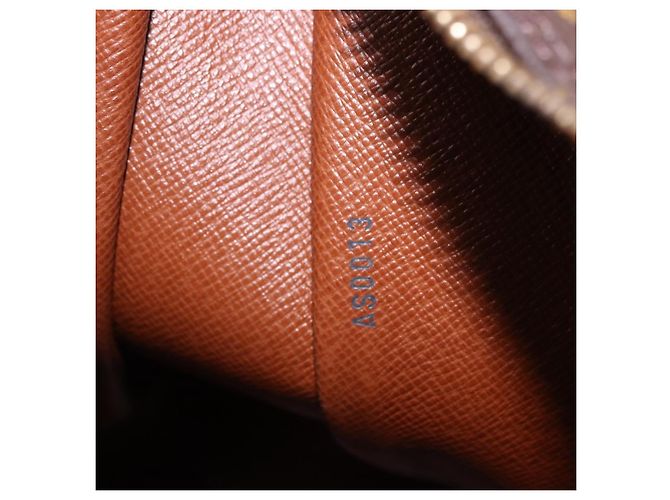 LOUIS VUITTON Monogram Boulogne 30 Shoulder Bag M51265 LV - vista 11