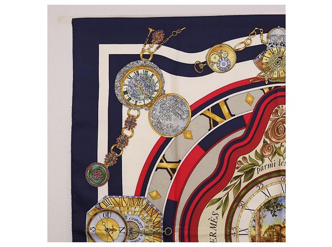 Hermès HERMES Carre 90 Scarf Parmi Les Fleursje Compte Silk Navy - vista 2