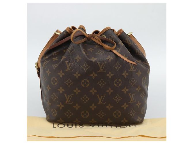 LOUIS VUITTON Monogram Petit Noe Shoulder Bag M42226 LV - vista 12