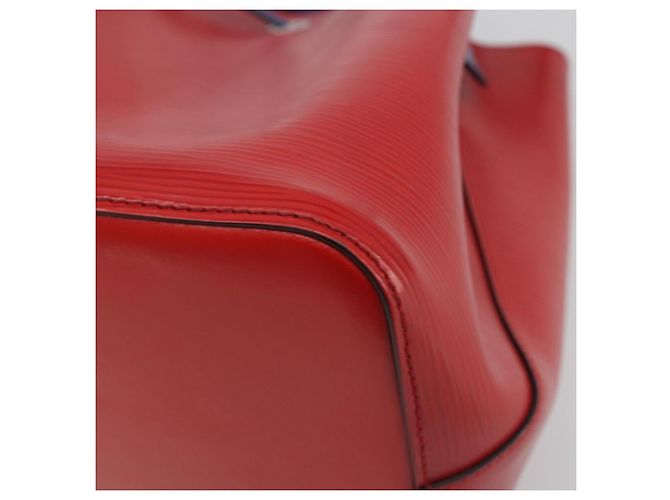 Néonoé LOUIS VUITTON Epi Neonoe Shoulder Bag Red Coklico M54365 LV - vista 14