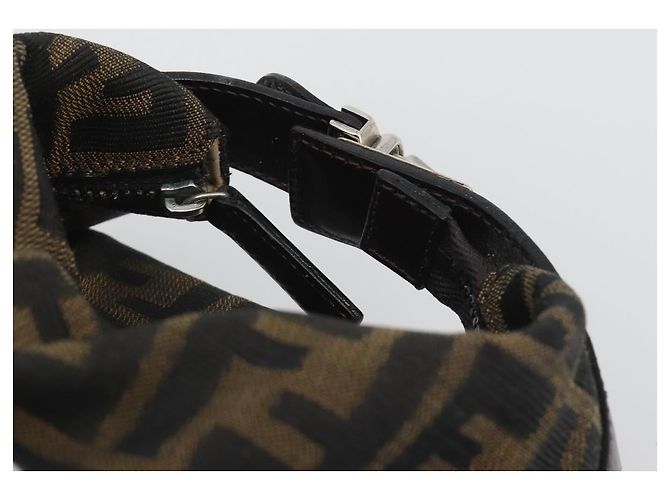 FENDI Zucca Canvas Pouch Black Brown - vista 6