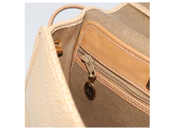 Christian Dior Shoulder Bag Leather Beige Gold Tone - vista 21