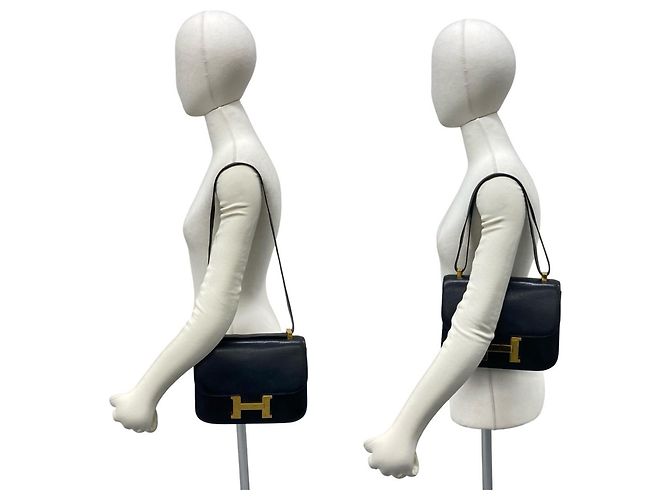 Hermès Hermes Vintage Constance 23 Mini Shoulder Bag Blu navy - vista 2