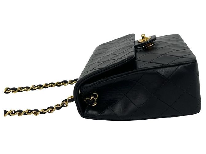 Borsa a tracolla con catena Chanel Matelassé in pelle d'agnello Nero - vista 5