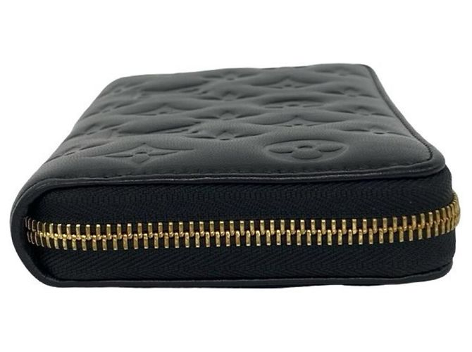 Louis Vuitton Zippy Wallet Coussin Nero - vista 5
