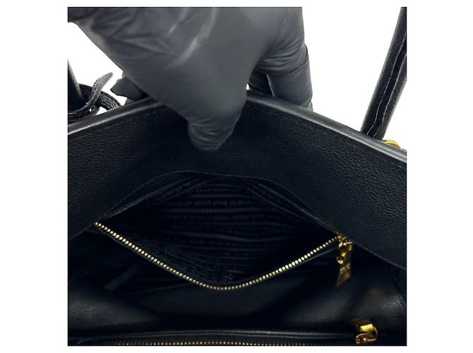 Tote Bolso de mano de piel Prada con logo triángulo Negro - vista 10