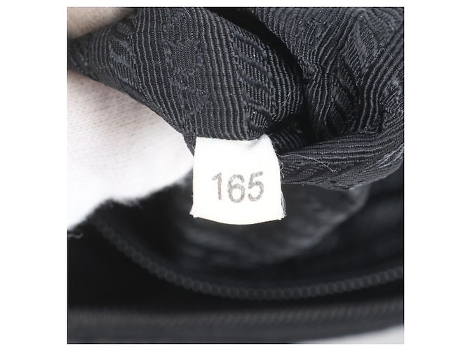 Sac messager Prada en nylon Tessuto avec logo triangle en cuir Noir - vue 9