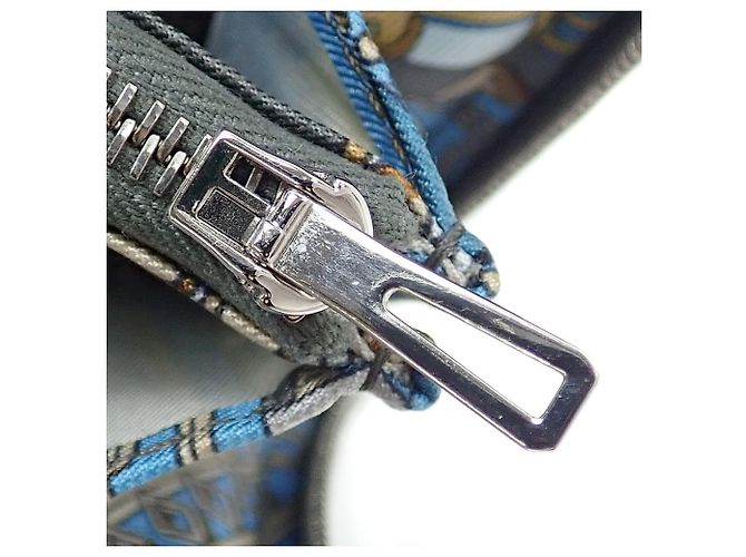 Hermès Monedero Hermes Azap Compact de seda Gris - vista 9