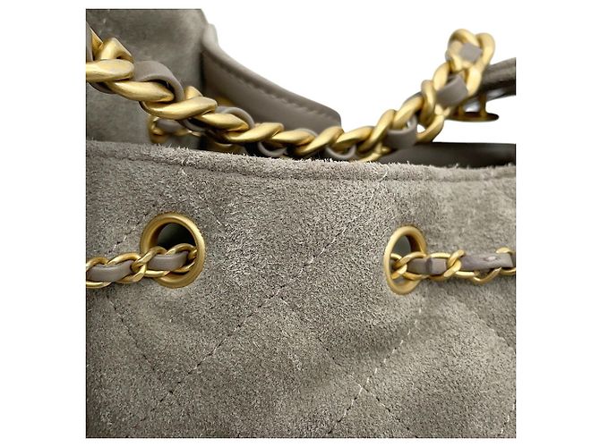 Borsa a tracolla con catena Chanel in camoscio grigio Marrone - vista 15