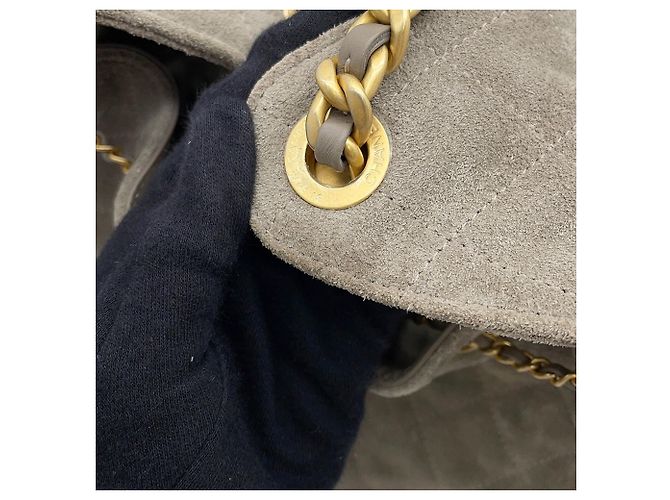 Borsa a tracolla con catena Chanel in camoscio grigio Marrone - vista 9