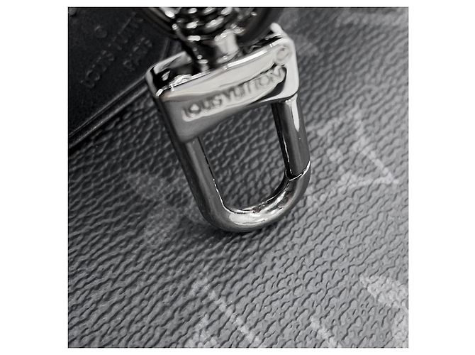 Portafoglio Louis Vuitton Monogram Eclipse Alpha Nero Monogramma - vista 12