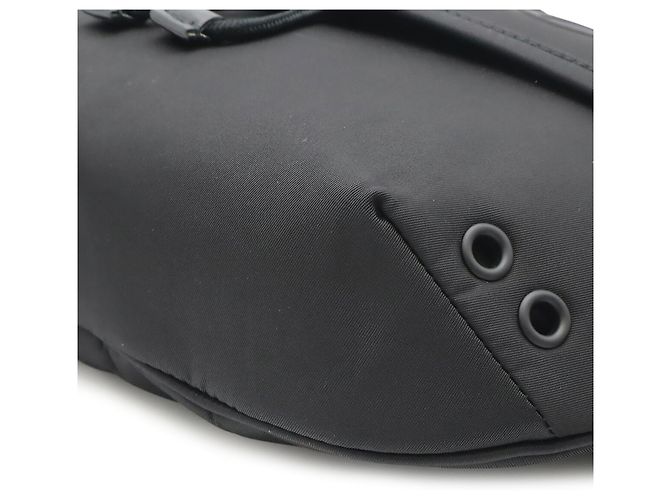 Piccolo borsello a cintura Gucci in nylon Nero - vista 4
