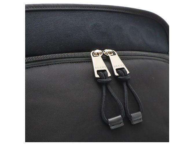 Piccolo borsello a cintura Gucci in nylon Nero - vista 8