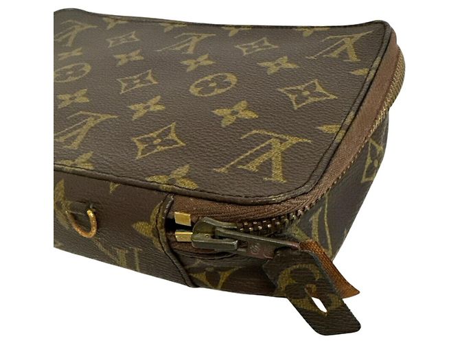 Louis Vuitton Pochette Monte Carlo Makeup Pouch Marrone Monogramma - vista 4