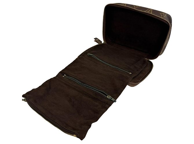 Louis Vuitton Pochette Monte Carlo Makeup Pouch Marrone Monogramma - vista 7