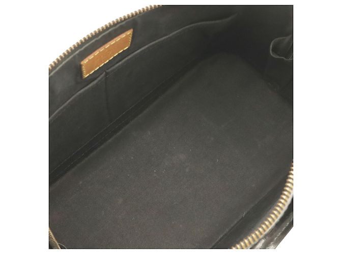 Borsa Louis Vuitton Alma PM Monogram Vernis Nero - vista 9