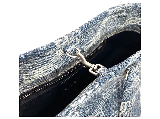 Borsa a mano Balenciaga BB Monogram Signature Small Shopper Blu - vista 8