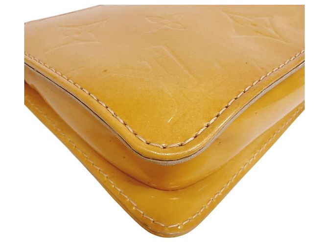 Borsa Louis Vuitton Lexington Monogram Vernis Giallo - vista 4