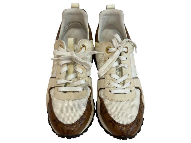 Sneakers Louis Vuitton Run Away Line Canvas Bianco - vista 3