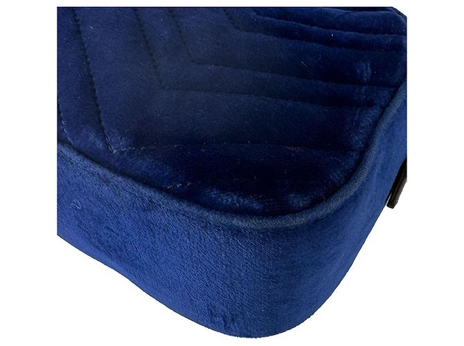 Borsa a tracolla Gucci GG Marmont in velluto Blu scuro - vista 8
