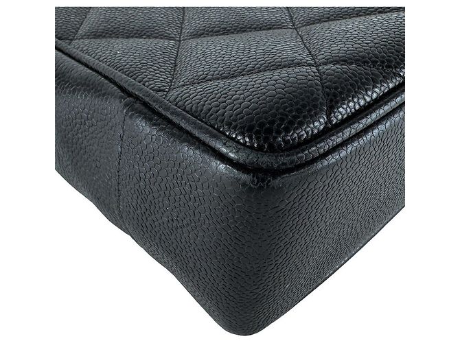 Bolso de hombro Chanel de piel de becerro granulada Negro - vista 9
