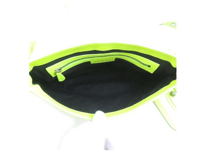 Borsa a tracolla Balenciaga Le Cagole XS in pelle Giallo - vista 5