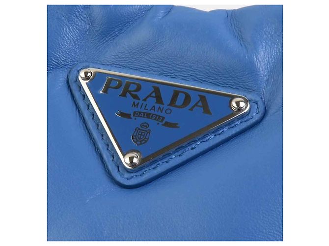 Prada Schultertasche aus blauem Leder - Ansicht 13