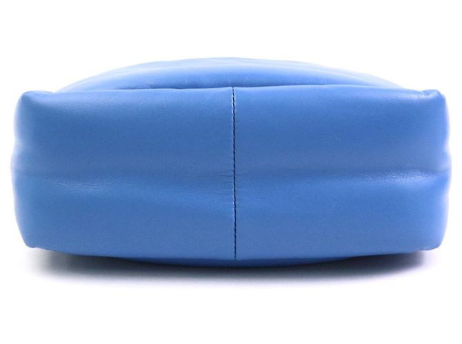 Prada Schultertasche aus blauem Leder - Ansicht 4