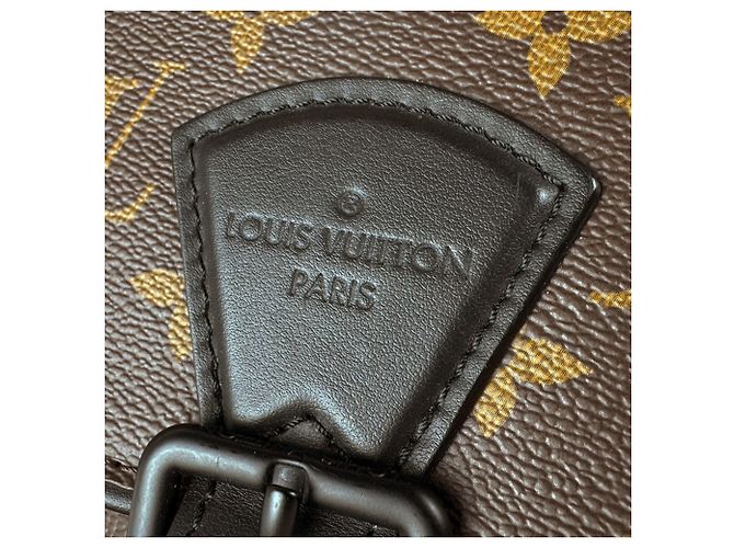 Borsa a tracolla Louis Vuitton Monogram Macassar Montsouris Messenger PM Marrone Nero Monogramma - vista 11