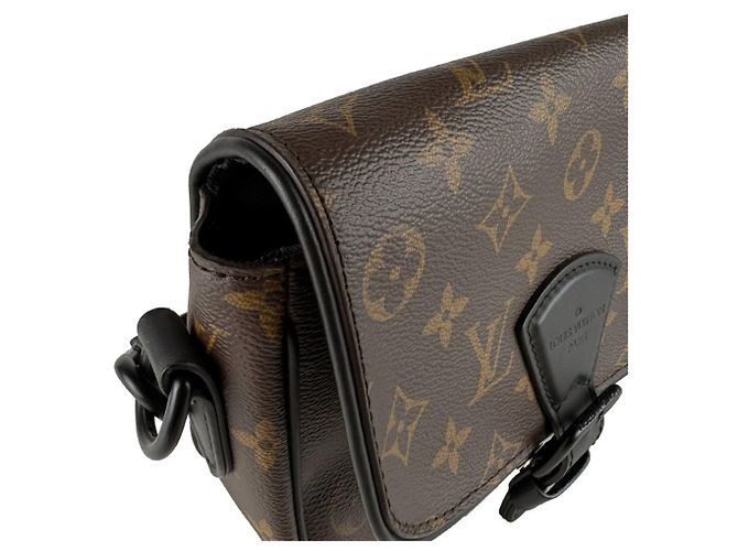 Borsa a tracolla Louis Vuitton Monogram Macassar Montsouris Messenger PM Marrone Nero Monogramma - vista 7